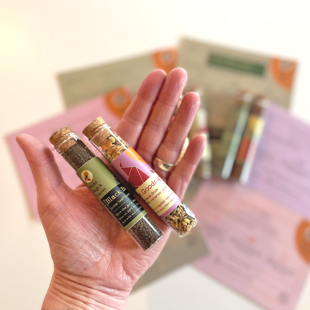 Loose Tea Letterbox Sample Kit with Strainer
